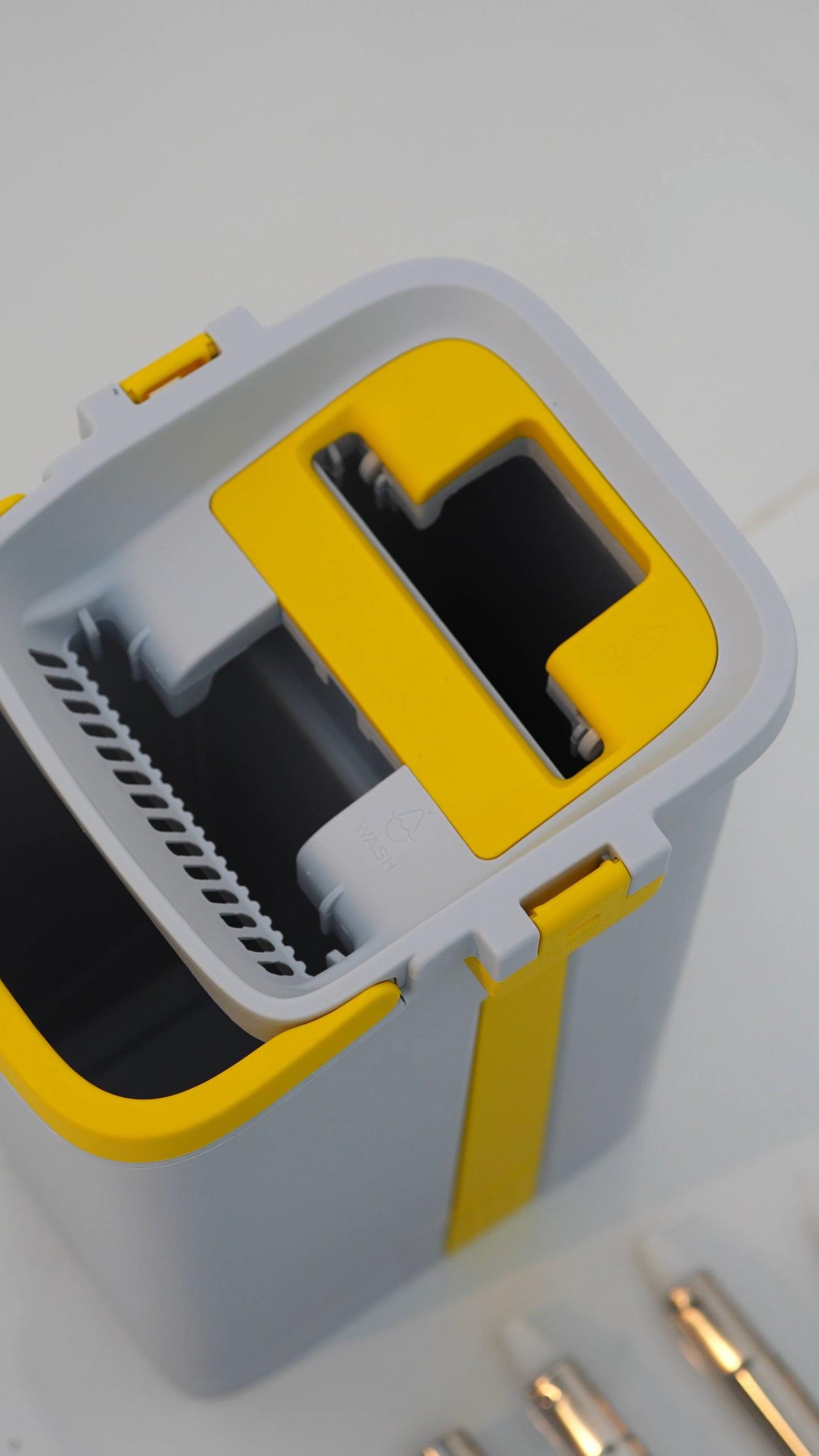 Smart Mop with Bucket